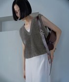 【アンフィーロ 自由区/UNFILO】の【洗える】ナイロンシャギー ベスト 人気、トレンドファッション・服の通販 founy(ファニー) ファッション Fashion レディースファッション Fashion for Women アウター Coat / Outerwear Collection トップス・カットソー Cut & Sew Tops ベスト&ジレ / 重ね着スタイル Vests & Gilets 新作・新入荷 New Arrivals / New In おすすめ Recommended / Our Picks ウォッシャブル Machine Washable クロップド Cropped, Short Length タンク Tank Top, Sleeveless Top トレンド Trend, Trending Now バランス Balance, Style Balance ベスト Vest, Waistcoat エレガント 上品 Elegant 再入荷 Restock / Back in Stock 夏 Summer 洗える Machine Washable 秋 Autumn A/W・秋冬 Autumn/Winter 雑誌 Magazine, Fashion Magazine thumbnail チャコール|ID: prp329100004436087 ipo3291000000033331700