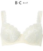 【ウィング/Wing】のブラジャー Wing Lesiage 包みこむようなフィット感 安定感のあるつけごこち 肩にくいこみにくい ブラ PB3010 ウイング/ワコール クリーム|ID: prp329100004436878 ipo3291000000031899448