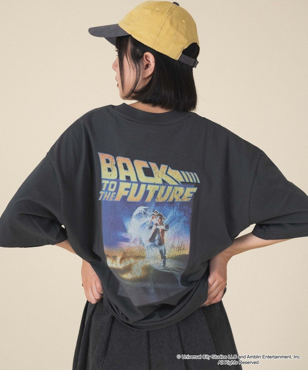 【ウィゴー/WEGO】の【新柄追加/BACK TO THE FUTUR/ユニセックス着用ITEM/SMLサイズ展開】BACK TO THE FUTURE グラフィックT(S) インテリア・キッズ・メンズ・レディースファッション・服の通販 founy(ファニー) 　ファッション　Fashion　レディースファッション　WOMEN　トップス・カットソー　Tops/Tshirt　シャツ/ブラウス　Shirts/Blouses　ロング / Tシャツ　T-Shirts　カットソー　Cut and Sewn　インナー　Inner　春　Spring　秋　Autumn/Fall　カットソー　Cut And Sew　カーゴパンツ　Cargo Pants　カーディガン　Cardigan　グラフィック　Graphic　シンプル　Simple　スマホ　Smartphone　デニム　Denim　人気　Popularity　フィット　Fit　フォックス　Fox　フロント　Front　プリント　Print　半袖　Short Sleeve　リラックス　Relax　S/S・春夏　Ss・Spring/Summer　再入荷　Restock/Back In Stock/Re Arrival　おすすめ　Recommend　夏　Summer　柄2|ID: prp329100004438369 ipo3291000000031983322