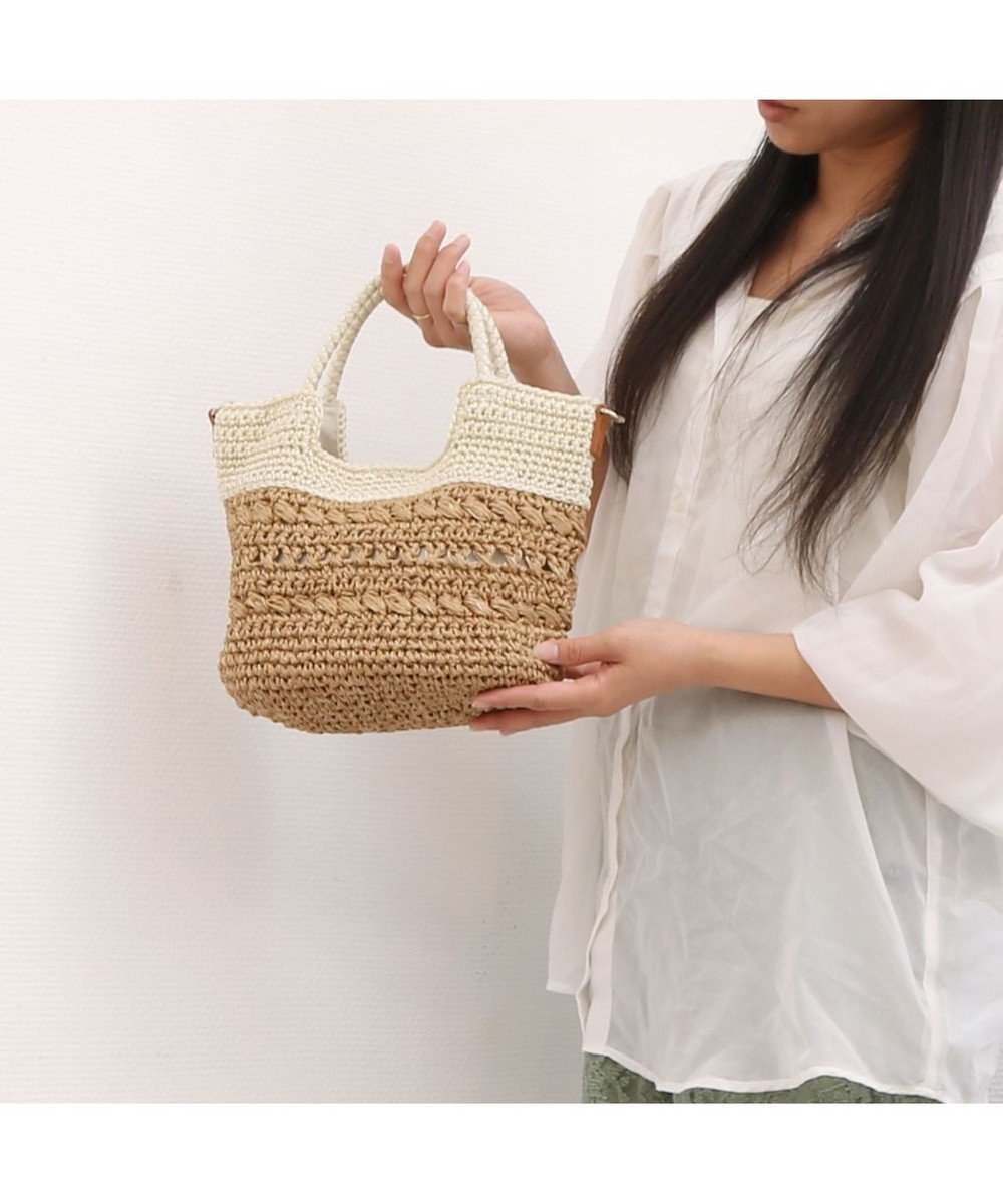 【アンビリオン/UNBILLION】のカシュカシュ cachecache / 切替柄編2wayミニトート インテリア・キッズ・メンズ・レディースファッション・服の通販 founy(ファニー) 　ファッション　Fashion　レディースファッション　WOMEN　バッグ　Bag　カラフル　Colorful　切替　Switching　ショルダー　Shoulder　シンプル　Simple　財布　Wallet　ハンド　Hand　ペーパー　Paper　ポケット　Pocket　マグネット　Magnet　ミックス　Mix　モチーフ　Motif　再入荷　Restock/Back In Stock/Re Arrival　おすすめ　Recommend　アイボリー|ID: prp329100004443824 ipo3291000000031903482