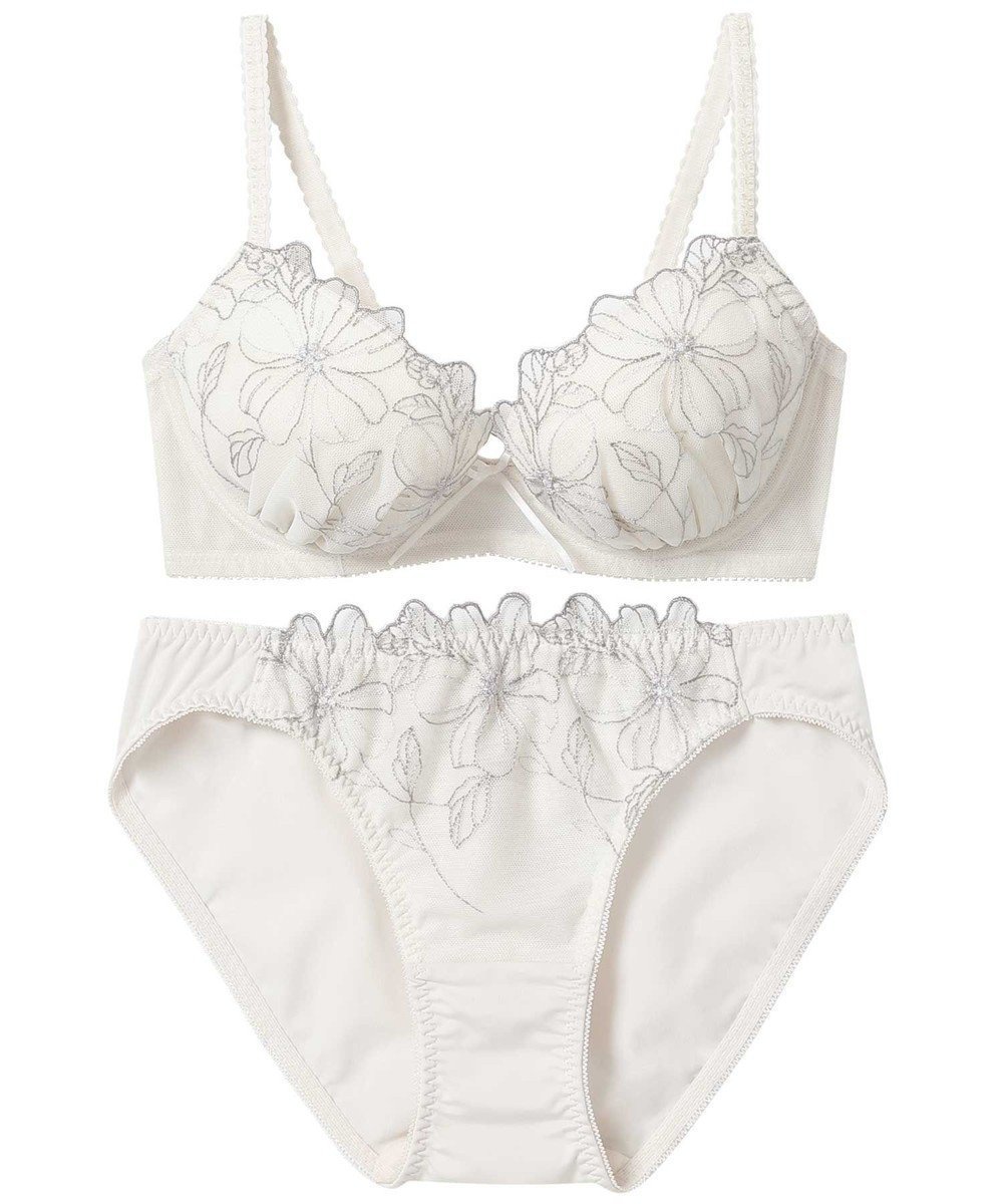 【アンフィ/AMPHI】のブラジャー ショーツセット 自然なまる胸メイク 【ブラ&ショーツセット】 上下セット ブラ BCC231 アンフィ/ワコール インテリア・キッズ・メンズ・レディースファッション・服の通販 founy(ファニー) 　ファッション　Fashion　レディースファッション　Fashion for Women　アンダー　Underwear Essentials　クラシカル　Classical, Vintage-Inspired　ショーツ　Shorts, Short Pants　スリット　Slit, Slit Detail　フロント　Front, Front Design　ブラジャー　Bra, Lingerie　モチーフ　Motif, Design Theme　ラップ　Wrap, Wrap Design　リボン　Ribbon, Bow　レース　Lace, Lace Fabric　ワイヤー　Wire, Wired Bra　ホワイト|ID: prp329100004444547 ipo3291000000033574888