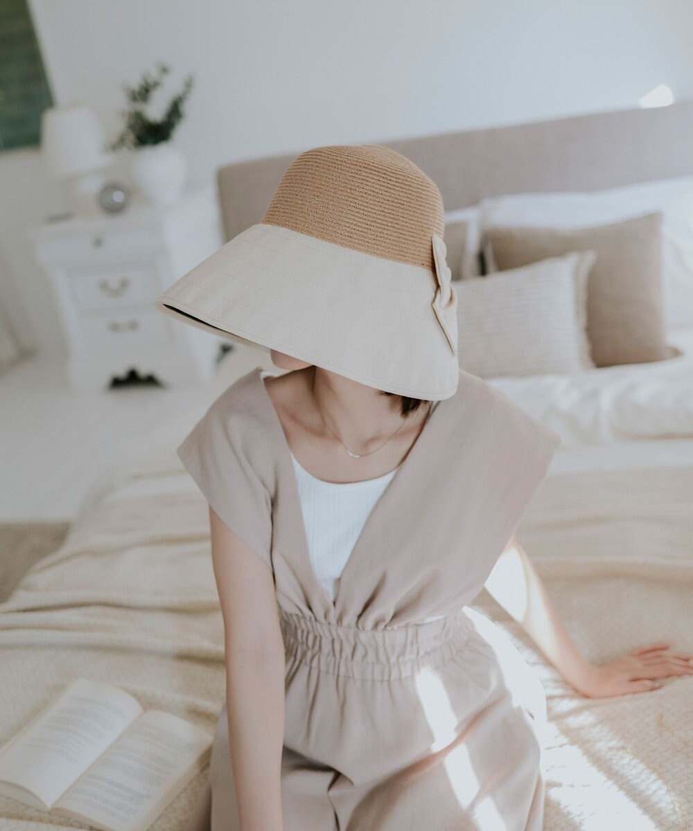 【ムーンバット/MOONBAT】の【遮光100%/UPF50%+/UVカット】洗えるバックリボン ブレードパラソルハット 手洗いOK/サイズ調整可能/吸水速乾/遮熱 インテリア・キッズ・メンズ・レディースファッション・服の通販 founy(ファニー) 　ファッション　Fashion　レディースファッション　Fashion for Women　キャップ&ハット　Hats & Caps　洗える　Machine Washable　吸水　Absorbent, Quick-Dry　タオル　Towel, Bath Towel　トレンド　Trend, Trending Now　帽子　Hat, Headwear　日傘　Parasol, UV Umbrella　リボン　Ribbon, Bow　おすすめ　Recommended / Our Picks　旅行　Travel　オフホワイト|ID: prp329100004444582 ipo3291000000034199916