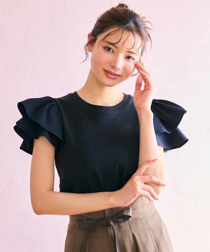 【フェルゥ/Feroux】の【洗える】フリル袖 Tシャツ インテリア・キッズ・メンズ・レディースファッション・服の通販 founy(ファニー) https://founy.com/ ファッション Fashion レディースファッション WOMEN トップス・カットソー Tops/Tshirt シャツ/ブラウス Shirts/Blouses ロング / Tシャツ T-Shirts カットソー Cut and Sewn ボリュームスリーブ / フリル袖 Volume Sleeve エレガント 上品 Elegant カットソー Cut And Sew サロペット Overalls フィット Fit フェミニン Feminine フリル Frills フレア Flare 夏 Summer 春 Spring S/S・春夏 Ss・Spring/Summer 洗える Washable |ID: prp329100004445309 ipo3291000000031770977