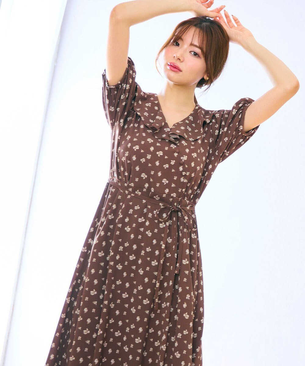 【フェルゥ/Feroux】の【洗える】カシュクールデザイン 小花プリントワンピース インテリア・キッズ・メンズ・レディースファッション・服の通販 founy(ファニー) 　ファッション　Fashion　レディースファッション　Fashion for Women　ワンピース　Dresses　春　Spring　洗える　Machine Washable　サンダル　Sandals, Summer Shoes　フェミニン　Feminine, Girly　フリル　Frill, Ruffle　プリント　Print, Printed Pattern　リボン　Ribbon, Bow　S/S・春夏　SS, Spring/Summer, Warm Season　おすすめ　Recommended / Our Picks　夏　Summer　エレガント 上品　Elegant　ダークブラウン系|ID: prp329100004445327 ipo3291000000032762936