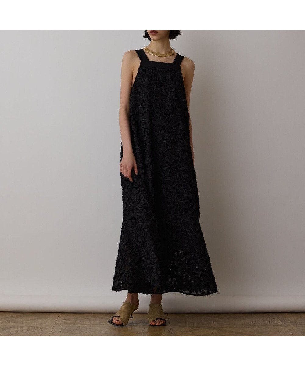 【グレース コンチネンタル/GRACE CONTINENTAL】のテープ刺繍メッシュワンピース インテリア・キッズ・メンズ・レディースファッション・服の通販 founy(ファニー) 　ファッション　Fashion　レディースファッション　WOMEN　ワンピース　Dress　アメリカン　American　春　Spring　カットソー　Cut And Sew　シンプル　Simple　スクエア　Square　スリーブ　Sleeve　チュール　Tulle　トレンド　Trend　フェミニン　Feminine　フレア　Flare　ブルゾン　Blouson　メッシュ　Mesh　ロング　Long　S/S・春夏　Ss・Spring/Summer　夏　Summer　ブラック|ID: prp329100004445374 ipo3291000000031640542