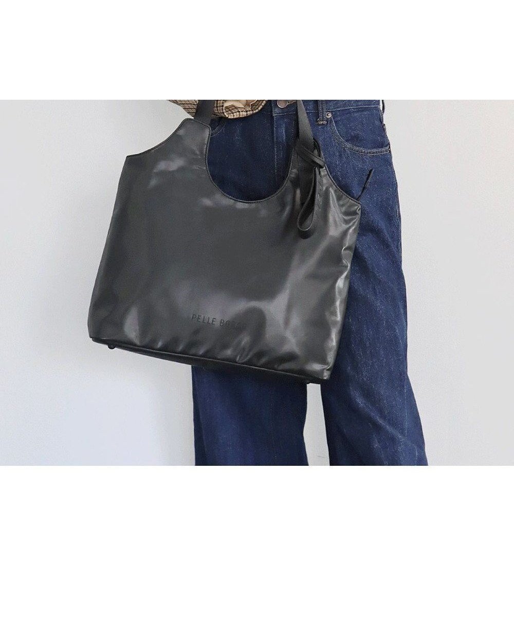 【ペレボルサ/PELLE BORSA】のA4トート Cheers チアーズ 4699 インテリア・キッズ・メンズ・レディースファッション・服の通販 founy(ファニー) 　ファッション　Fashion　レディースファッション　WOMEN　バッグ　Bag　キーホルダー　Key Ring　抗菌　Antibacterial　財布　Wallet　ダメージ　Damage　フィット　Fit　ポケット　Pocket　ポーチ　Pouch　ループ　Loop　おすすめ　Recommend　エレガント 上品　Elegant　ビジネス 仕事 通勤　Business　ブラック|ID: prp329100004446352 ipo3291000000031767116