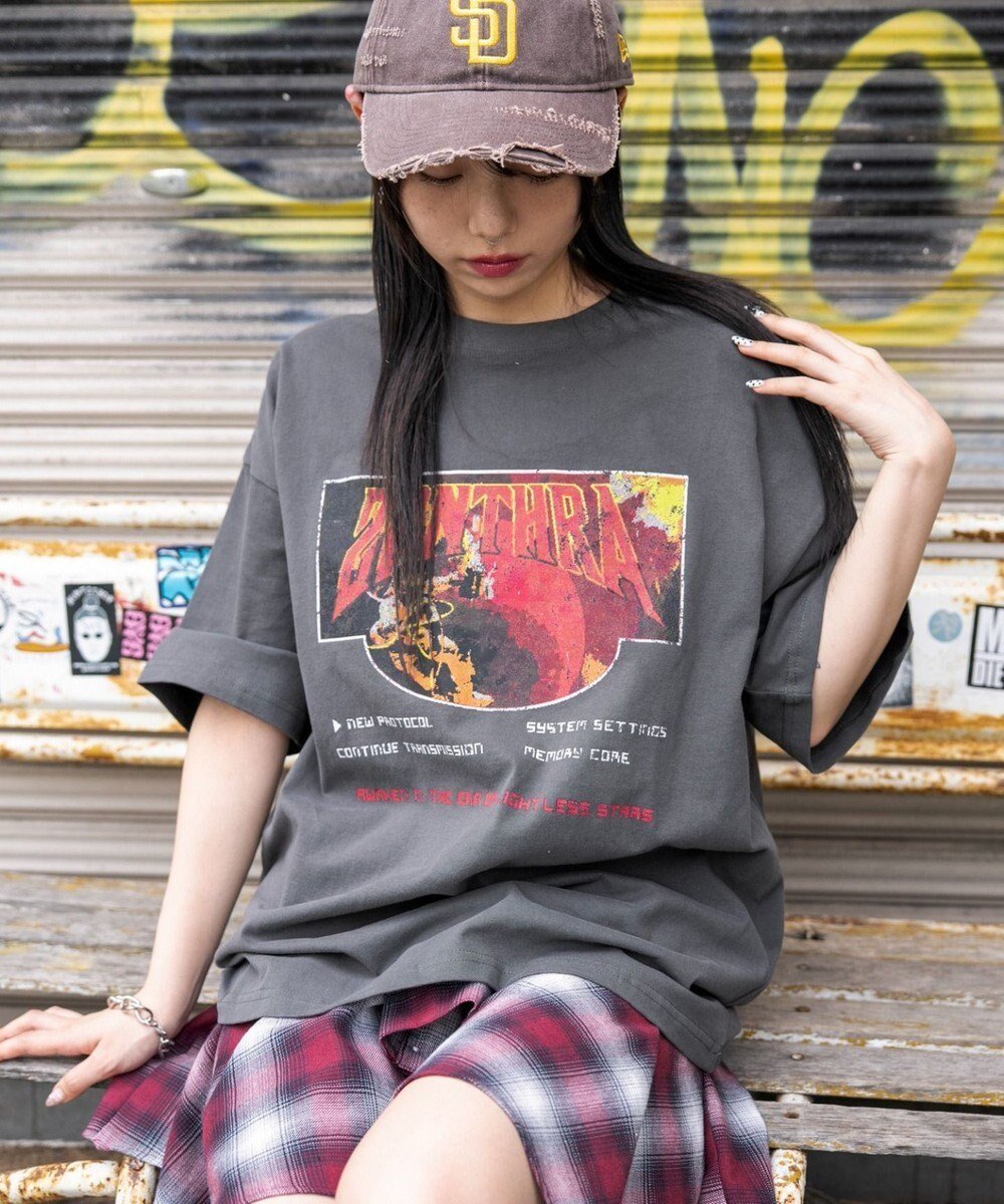 【ウィゴー/WEGO】の【ユニセックス着用ITEM/SMLサイズ展開】ヴィンテージライクグラフィックT(SS) インテリア・キッズ・メンズ・レディースファッション・服の通販 founy(ファニー) 　ファッション　Fashion　レディースファッション　Fashion for Women　トップス・カットソー　Cut & Sew Tops　シャツ・ブラウス・オフィスカジュアル　Elegant Blouses & Button-Ups　ロングTシャツ・Tシャツ　Longline T-Shirts & Tees　カットソー・ベーシックTシャツ　Cut-and-Sewn Tops / Stretch Tees & Basics　ヴィンテージ　Vintage Style　春　Spring　カットソー　Cut and Sewn Top　グラフィック　Graphic, Graphic Design　ショート　Short, Short Length　シンプル　Simple, Minimal　スマホ　Smartphone, Mobile Device　ダメージ　Distressed, Destroyed　デニム　Denim, Jeans Material　トレンド　Trend, Trending Now　ハーフ　Half, Half-Length　バランス　Balance, Style Balance　ビッグ　Big, Oversized　プリント　Print, Printed Pattern　ボトム　Bottoms, Lower Wear　半袖　Short Sleeve, Half Sleeve　ワイド　Wide, Wide Fit　S/S・春夏　SS, Spring/Summer, Warm Season　再入荷　Restock / Back in Stock　おすすめ　Recommended / Our Picks　夏　Summer　柄9|ID: prp329100004447759 ipo3291000000033112202