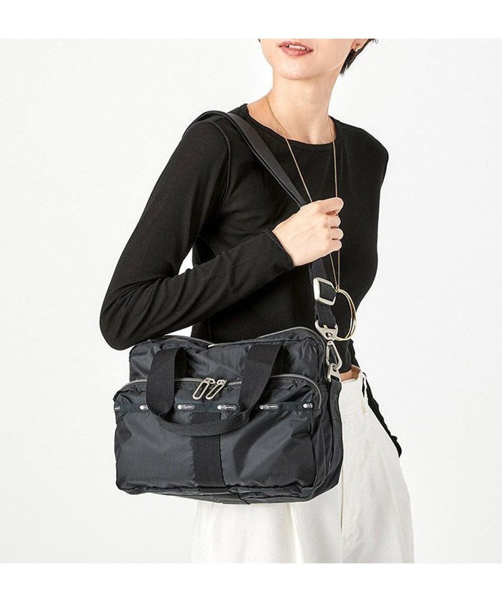 【レスポートサック/LeSportsac】のMETRO CONVERTIBLE/ブラックC 人気、トレンドファッション・服の通販 founy(ファニー) 　ファッション　Fashion　レディースファッション　WOMEN　軽量　Lightweight　スポーティ　Sporty　財布　Wallet　トラベル　Travel　人気　Popularity　ハンドバッグ　Handbag　プリント　Print　ポケット　Pocket　マグネット　Magnet　無地　Plain Color　旅行　Travel　 other-1|ID: prp329100004448418 ipo3291000000031987986