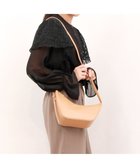 【アンビリオン/UNBILLION】のカシュカシュ cachecache / アシンメトリー舟型ショルダーバッグ 人気、トレンドファッション・服の通販 founy(ファニー) ファッション Fashion レディースファッション WOMEN バッグ Bag アシンメトリー Asymmetry カラフル Colorful ショルダー Shoulder スマホ Smartphone 財布 Wallet ハンド Hand フォルム Form ポケット Pocket ミックス Mix モチーフ Motif 再入荷 Restock/Back In Stock/Re Arrival thumbnail キャメル|ID: prp329100004451202 ipo3291000000031942357
