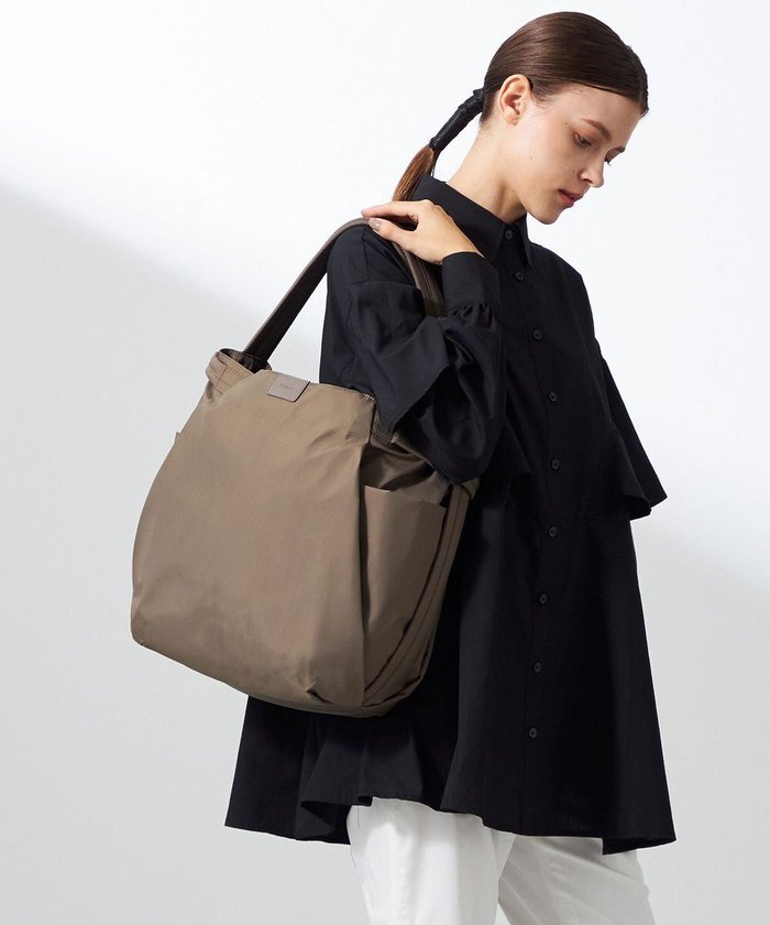 【イザック/Y'SACCS】の【ナイロンタフタ】トラベルショルダーリュック インテリア・キッズ・メンズ・レディースファッション・服の通販 founy(ファニー) https://founy.com/ ファッション Fashion レディースファッション Fashion for Women バッグ Bags スマート Smart, Elegant タフタ Taffeta, Structured Fabric トラベル Travel, Travel Gear ベーシック Basic, Essential ボストンバッグ Boston Bag, Retro Bag ポケット Pocket, Pocket Detail マグネット Magnet, Magnetic Closure リュック Backpack, Rucksack おすすめ Recommended / Our Picks |ID: prp329100004451918 ipo3291000000035615535