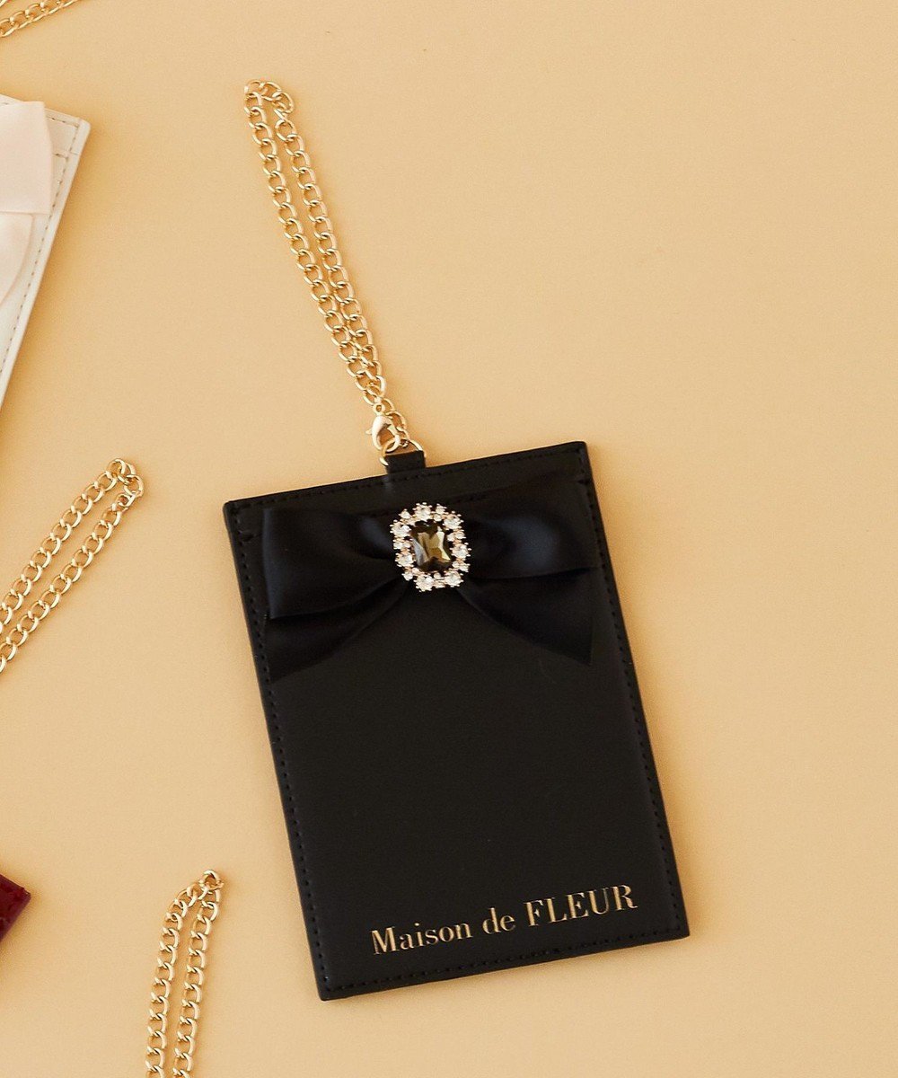 【メゾンドフルール/Maison de FLEUR】のEC限定フォトケース インテリア・キッズ・メンズ・レディースファッション・服の通販 founy(ファニー) 　ファッション　Fashion　レディースファッション　WOMEN　財布　Wallets　おすすめ　Recommend　コレクション　Collection　サテン　Satin　スリット　Slit　チェーン　Chain　ビジュー　Bijou　ポケット　Pocket　リボン　Ribbon　エレガント 上品　Elegant　財布　Wallet　Black|ID: prp329100004453426 ipo3291000000031918839