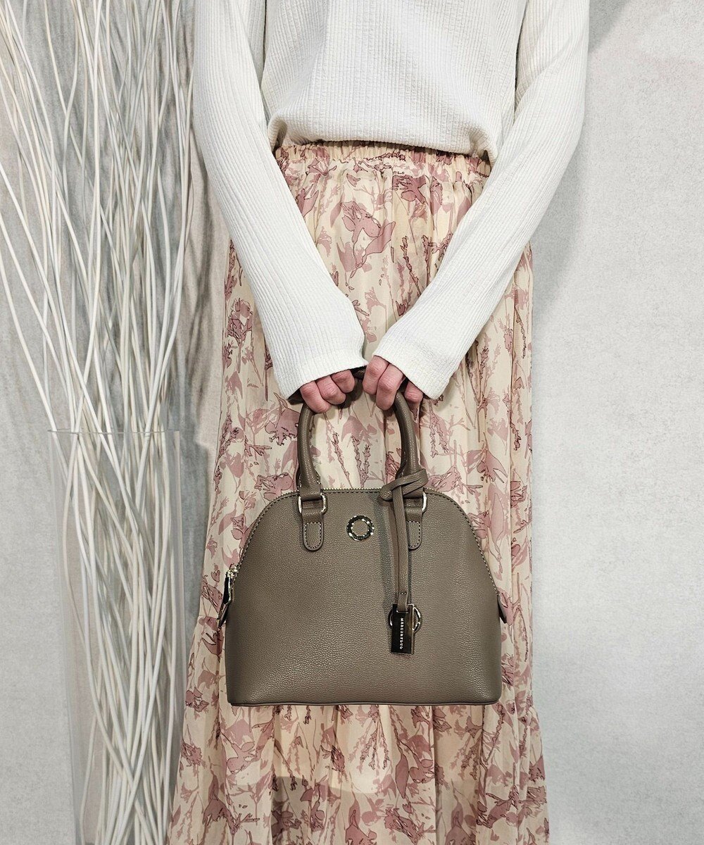 【スタイルコード/STYLE CODE】の【MERCURYDUO/マーキュリーデュオ】メタルアイレット ハンドバッグ インテリア・キッズ・メンズ・レディースファッション・服の通販 founy(ファニー) 　ファッション　Fashion　レディースファッション　WOMEN　バッグ　Bag　ショルダー　Shoulder　ハンドバッグ　Handbag　フェミニン　Feminine　フォーマル　Formal　再入荷　Restock/Back In Stock/Re Arrival　エレガント 上品　Elegant　オーク|ID: prp329100004453603 ipo3291000000031983756