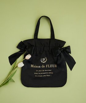 【メゾンドフルール/Maison de FLEUR】のダブルリボンギャザートートバッグ 人気、トレンドファッション・服の通販 founy(ファニー) ファッション Fashion レディースファッション Fashion for Women バッグ Bags ギャザー Gathered, Ruffled サテン Satin, Glossy Fabric スマホ Smartphone, Mobile Device ポケット Pocket, Pocket Detail リボン Ribbon, Bow エレガント 上品 Elegant ビジネス 仕事 通勤 Business / Work / Commuting 2025年 2025 2025春夏・S/S Spring/Summer 2025 SS25 |ID:prp329100004454128