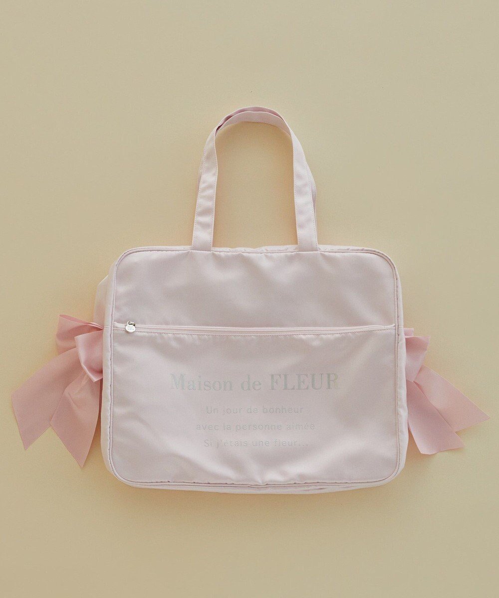 【メゾンドフルール/Maison de FLEUR】のサテンキャリーオンバッグ インテリア・キッズ・メンズ・レディースファッション・服の通販 founy(ファニー) ファッション Fashion レディースファッション Fashion for Women バッグ Bags スーツケース キャリーケース Suitcase / Carry Case サテン Satin, Glossy Fabric シルバー Silver, Metallic Silver スマホ Smartphone, Mobile Device ドッキング Docking, Mixed Material ポケット Pocket, Pocket Detail リボン Ribbon, Bow 人気 Popular, Best Seller 旅行 Travel Pink|ID: prp329100004454149 ipo3291000000033333735