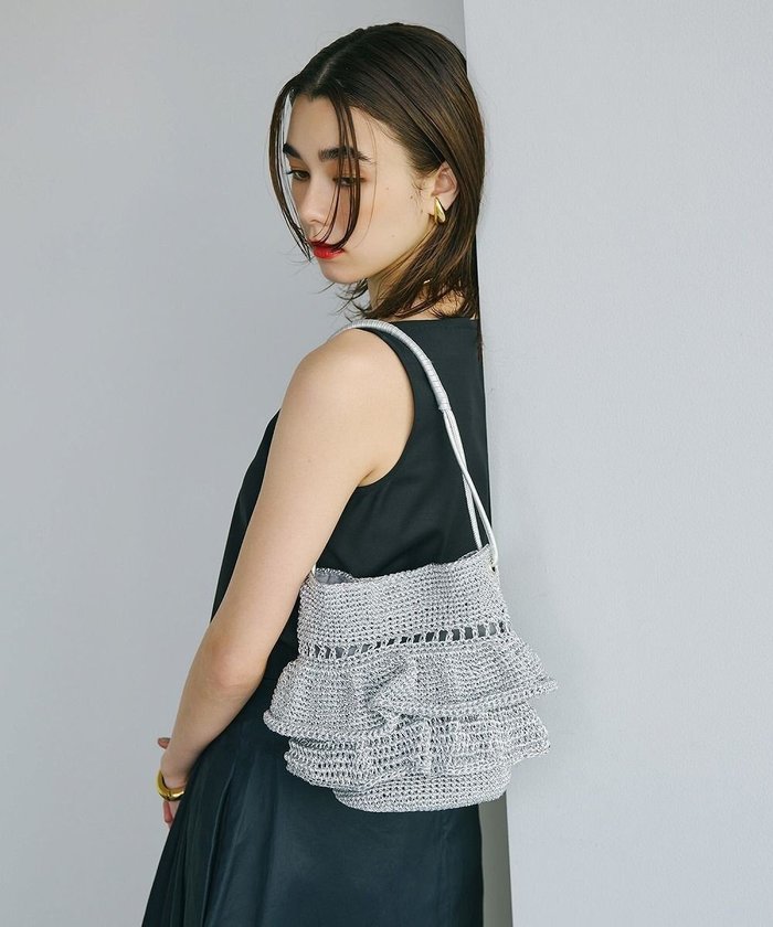 【トプカピ/TOPKAPI】の【TREASURE TOPKAPI】メタルコード フリル ショルダーバッグ インテリア・キッズ・メンズ・レディースファッション・服の通販 founy(ファニー) https://founy.com/ ファッション Fashion レディースファッション WOMEN バッグ Bag オーガンジー Organdy シルバー Silver フェミニン Feminine フリル Frills ポケット Pocket メタル Metal 巾着 Purse |ID: prp329100004455399 ipo3291000000031835474
