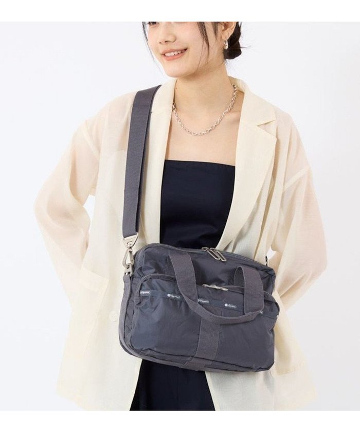 【レスポートサック/LeSportsac】のMETRO CONVERTIBLE/シャドウグレーC インテリア・キッズ・メンズ・レディースファッション・服の通販 founy(ファニー) https://founy.com/ ファッション Fashion レディースファッション Fashion for Women クラシカル Classical, Vintage-Inspired 軽量 Lightweight, Ultra Light シンプル Simple, Minimal 財布 Wallet, Purse トラベル Travel, Travel Gear 定番 Standard, Basic Item 人気 Popular, Best Seller プリント Print, Printed Pattern ポケット Pocket, Pocket Detail マグネット Magnet, Magnetic Closure 無地 Plain, Solid Color 旅行 Travel エレガント 上品 Elegant |ID: prp329100004465661 ipo3291000000033551738