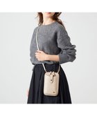 【ラ バガジェリー/LA BAGAGERIE】のレザーステッチ マルチポシェット アイボリー|ID: prp329100004465911 ipo3291000000031882286