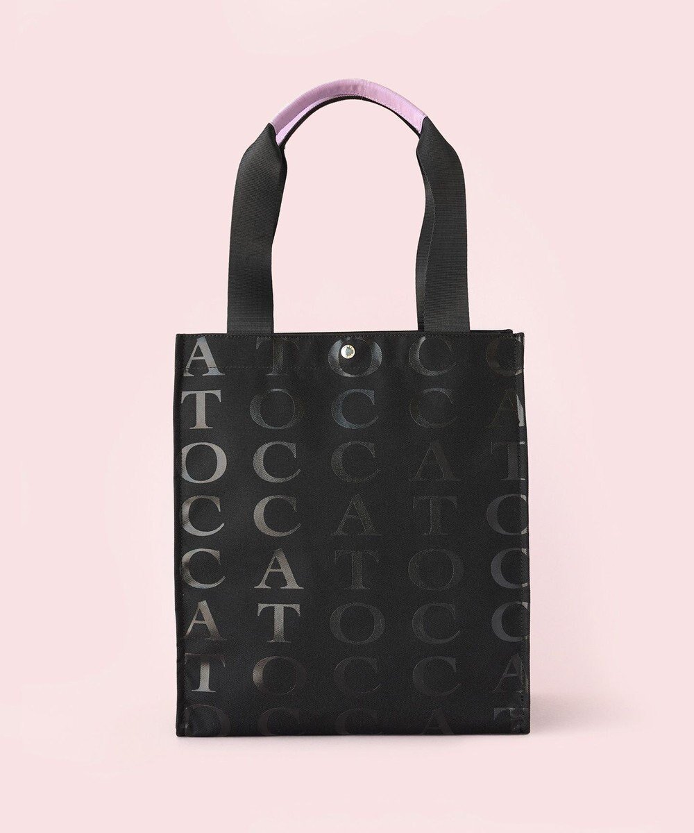 【トッカ/TOCCA】の【WEB&一部店舗限定】【A4サイズ対応】FOLLOWING TOCCA A4 TOTE トートバッグ インテリア・キッズ・メンズ・レディースファッション・服の通販 founy(ファニー) 　ファッション　Fashion　レディースファッション　Ladies' Fashion Online　バッグ　Bag　コーティング　Coating　シューズ　Shoes　シンプル　Simple　スポーツ　Sports　財布　Wallet　ビーチ　Beach　フェミニン　Feminine　フロント　Front　プリント　Print　ポケット　Pocket　メタル　Metal　リュクス　Luxe　ループ　Loop　おすすめ　Recommend　旅行　Travel　ビジネス 仕事 通勤　Business　ブラック系|ID: prp329100004465931 ipo3291000000032559507