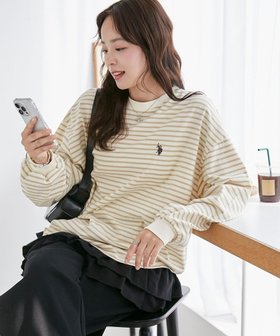 【ウィゴー/WEGO】のUSPOLOだぼそでカラーロンT 人気、トレンドファッション・服の通販 founy(ファニー) ファッション Fashion レディースファッション Fashion for Women トップス・カットソー Cut & Sew Tops シャツ・ブラウス・オフィスカジュアル Elegant Blouses & Button-Ups ロングTシャツ・Tシャツ Longline T-Shirts & Tees カットソー・ベーシックTシャツ Cut-and-Sewn Tops / Stretch Tees & Basics インナー Innerwear 春 Spring 秋 Autumn カットソー Cut and Sewn Top カーディガン Cardigan, Knitwear シンプル Simple, Minimal スリーブ Sleeve, Long Sleeve / Short Sleeve デニム Denim, Jeans Material 長袖 Long Sleeve, Full Sleeve ビスチェ Bustier, Corset Top ベスト Vest, Waistcoat ボトム Bottoms, Lower Wear ボーダー Border, Stripe 別注 Limited Edition, Custom Order 半袖 Short Sleeve, Half Sleeve モチーフ Motif, Design Theme 無地 Plain, Solid Color ワイド Wide, Wide Fit ワンポイント One Point, Statement Accent 冬 Winter / This Winter S/S・春夏 SS, Spring/Summer, Warm Season 新作・新入荷 New Arrivals / New In おすすめ Recommended / Our Picks 夏 Summer |ID:prp329100004466005