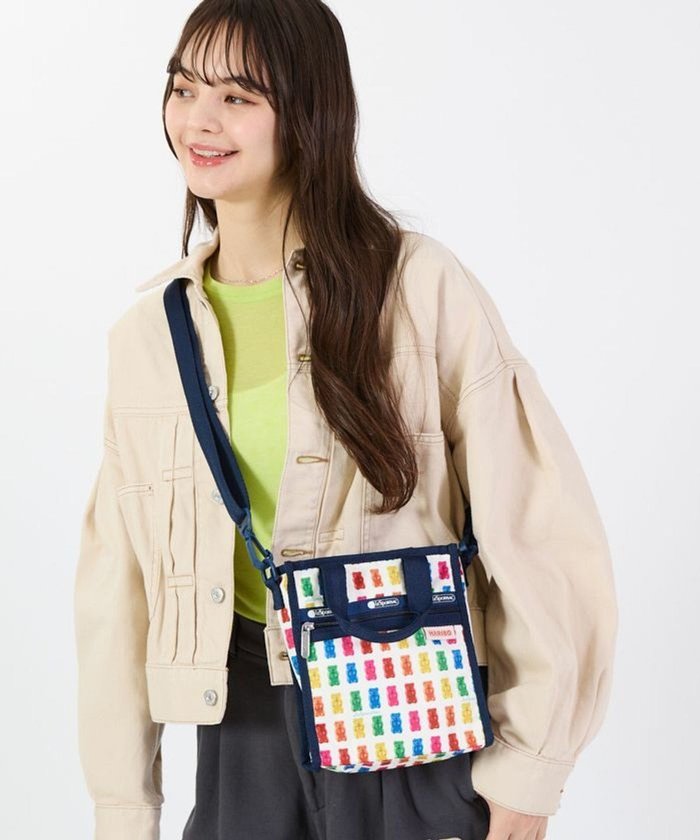 【レスポートサック/LeSportsac】のMINI N/S TOTE/ハリボーゴールドベアーズネイビー インテリア・キッズ・メンズ・レディースファッション・服の通販 founy(ファニー) https://founy.com/ ファッション Fashion レディースファッション WOMEN バッグ Bag アウトドア Outdoor カラフル Colorful キャラクター Character グラデーション Gradation スクエア Square スマート Smart 財布 Wallet プリント Print ポケット Pocket ポーチ Pouch おすすめ Recommend 旅行 Travel |ID: prp329100004466751 ipo3291000000031834986