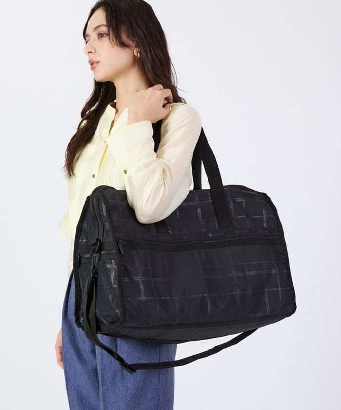 【レスポートサック/LeSportsac】のDELUXE LG WEEKENDER/シャドウチェック インテリア・キッズ・メンズ・レディースファッション・服の通販 founy(ファニー) https://founy.com/ ファッション Fashion レディースファッション Fashion for Women クラシカル Classical, Vintage-Inspired シンプル Simple, Minimal チェック Check, Plaid, Tartan ボストンバッグ Boston Bag, Retro Bag ポケット Pocket, Pocket Detail おすすめ Recommended / Our Picks 旅行 Travel |ID: prp329100004466774 ipo3291000000032675846