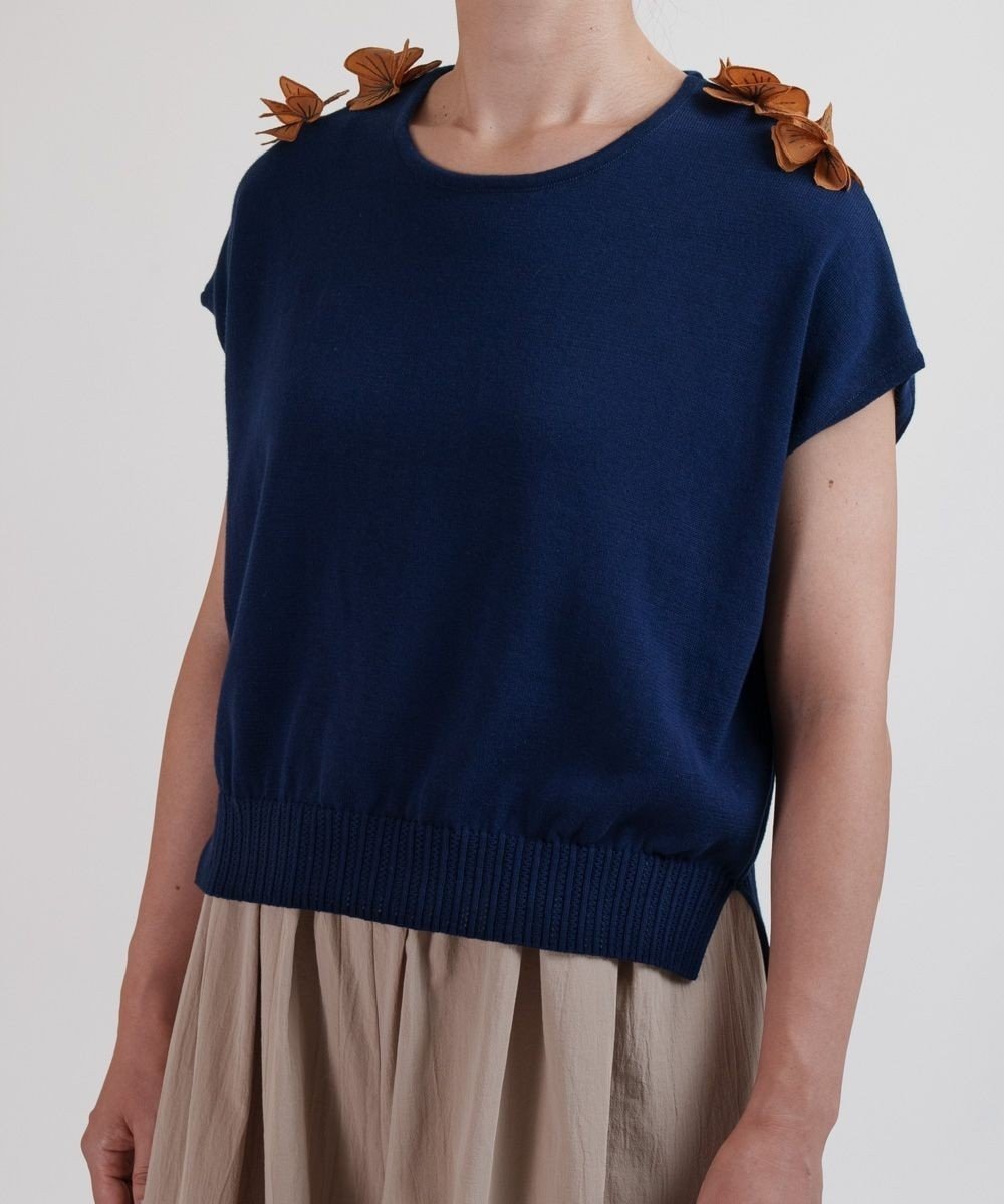 【ムーク/muuc】の花モチーフ付きコットンニットプルオーバー インテリア・キッズ・メンズ・レディースファッション・服の通販 founy(ファニー) 　ファッション　Fashion　レディースファッション　WOMEN　トップス・カットソー　Tops/Tshirt　ニット　Knit Tops　プルオーバー　Pullover　オレンジ　Orange　春　Spring　シンプル　Simple　セーター　Sweater　透かし　Watermark　モチーフ　Motif　無地　Plain Color　S/S・春夏　Ss・Spring/Summer　夏　Summer　ネイビー|ID: prp329100004466993 ipo3291000000032267224
