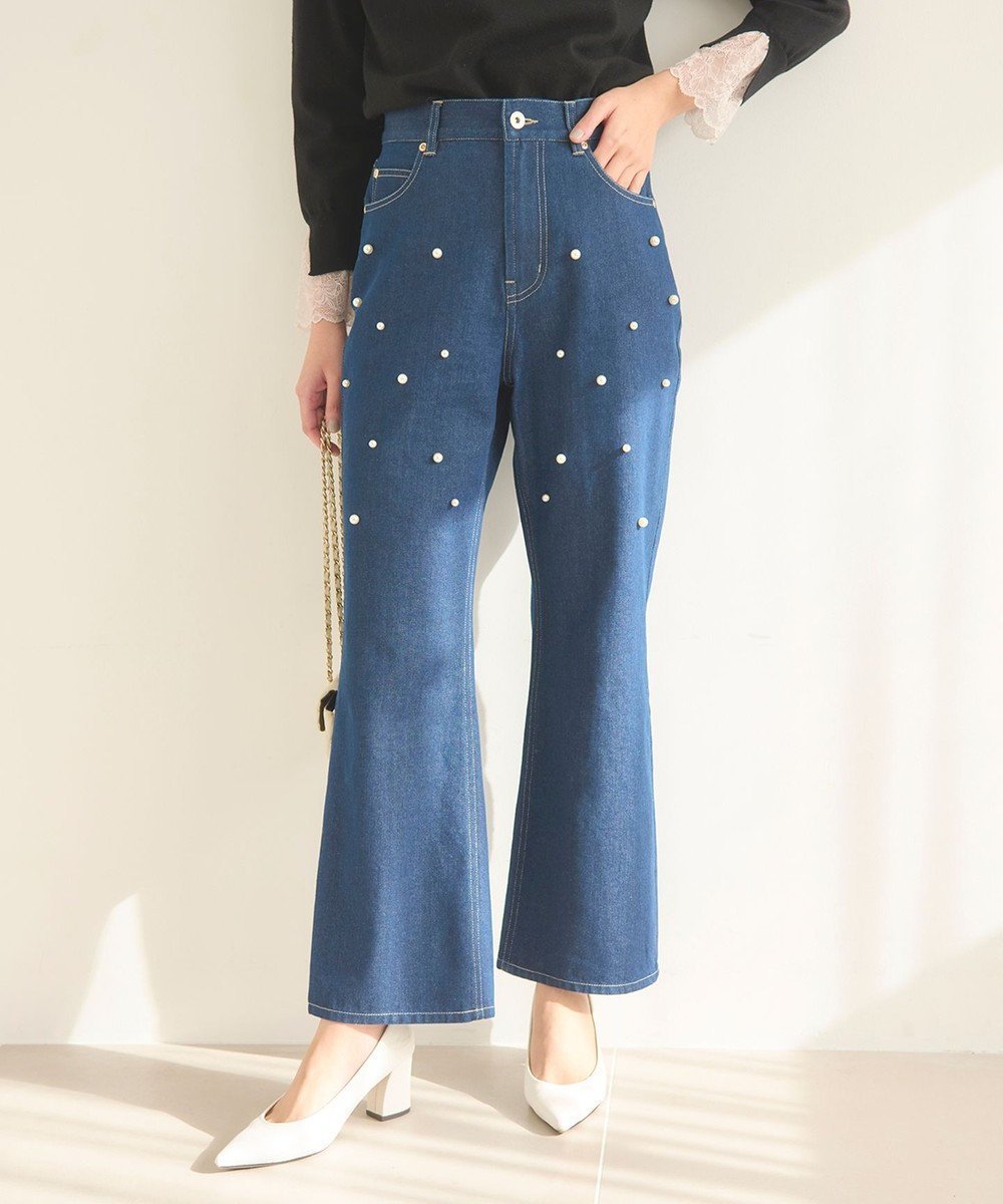 【フェルゥ/Feroux】のランダムパールデニム パンツ 人気、トレンドファッション・服の通販 founy(ファニー) 　ファッション　Fashion　レディースファッション　WOMEN　パンツ　Pants　デニムパンツ　Denim Pants　カットソー　Cut And Sew　ジャケット　Jacket　デニム　Denim　トレンド　Trend　パール　Pearl　フェミニン　Feminine　フレア　Flare　ランダム　Random　夏　Summer　春　Spring　S/S・春夏　Ss・Spring/Summer　 other-1|ID: prp329100004467382 ipo3291000000031700823