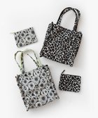 【トッカ/TOCCA】の【ヨンア×大人百花×TOCCAコラボカラー有り】PRECIOUS WAVES BAG WITH POUCH ポーチ付きトートバッグ 人気、トレンドファッション・服の通販 founy(ファニー) ファッション Fashion レディースファッション WOMEN バッグ Bag ポーチ Pouches エレガント 上品 Elegant シンプル Simple スパンコール Sequins スペシャル Special 財布 Wallet 雑誌 Magazine デニム Denim トレンド Trend ドット Dot フェミニン Feminine フラット Flat フリル Frills ポケット Pocket ポーチ Pouch 無地 Plain Color リュクス Luxe レオパード Leopard A/W・秋冬 Aw・Autumn/Winter・Fw・Fall-Winter 冬 Winter 2024年 2024 ビジネス 仕事 通勤 Business 2024-2025秋冬・A/W Aw/Autumn/Winter/Fw/Fall/2024-2025 thumbnail [ヨンア×大人百花コラボ]フラワー柄|ID: prp329100004467573 ipo3291000000032168053