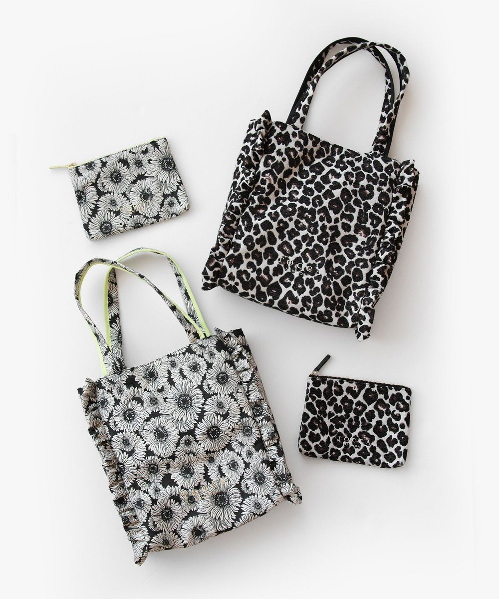 【トッカ/TOCCA】の【ヨンア×大人百花×TOCCAコラボカラー有り】PRECIOUS WAVES BAG WITH POUCH ポーチ付きトートバッグ 人気、トレンドファッション・服の通販 founy(ファニー) 　ファッション　Fashion　レディースファッション　Fashion for Women　バッグ　Bags　ポーチ&ミニバッグ　Pouches & Mini Bags　エレガント 上品　Elegant　シンプル　Simple, Minimal　スパンコール　Sequins, Sequin Embellishment　スペシャル　Special, Limited Edition　財布　Wallet, Purse　雑誌　Magazine, Fashion Magazine　デニム　Denim, Jeans Material　トレンド　Trend, Trending Now　ドット　Polka Dot, Dot Pattern　フェミニン　Feminine, Girly　フラット　Flat, Flat Shoes　フリル　Frill, Ruffle　ポケット　Pocket, Pocket Detail　ポーチ　Pouch, Small Case　無地　Plain, Solid Color　リュクス　Luxury, Elegant, High-End, Chic　レオパード　Leopard, Animal Print　A/W・秋冬　Autumn/Winter　冬　Winter / This Winter　2024年　2024　ビジネス 仕事 通勤　Business / Work / Commuting　2024-2025秋冬・A/W　Autumn/Winter 2024–25 AW24–25　 other-1|ID: prp329100004467573 ipo3291000000033604668