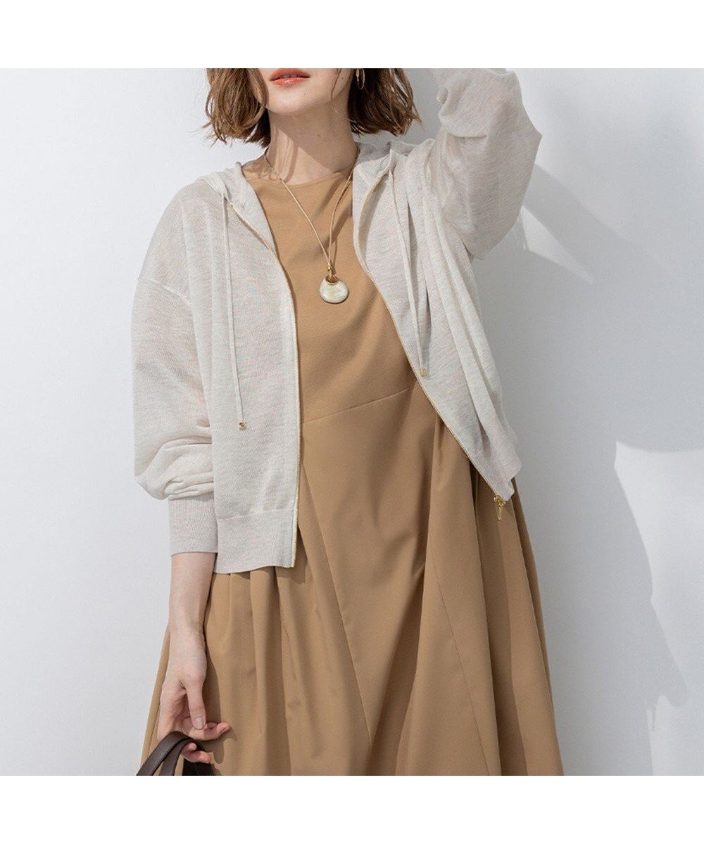 【23区/NIJYUSANKU】の【洗える】シャイニーシアー ニット パーカー インテリア・キッズ・メンズ・レディースファッション・服の通販 founy(ファニー) 　ファッション　Fashion　レディースファッション　Fashion for Women　トップス・カットソー　Cut & Sew Tops　ニット　Knit Tops & Sweaters　レディースパーカー・カジュアルフーディー　Casual Hoodies & Sweatshirts　春　Spring　洗える　Machine Washable　ギャザー　Gathered, Ruffled　コンパクト　Compact, Small Size　シアー　Sheer, See-Through　人気　Popular, Best Seller　パーカー　Hoodie, Parka　ベーシック　Basic, Essential　リラックス　Relax, Relaxed Fit　S/S・春夏　SS, Spring/Summer, Warm Season　夏　Summer　旅行　Travel　エレガント 上品　Elegant　2025年　2025　2025春夏・S/S　Spring/Summer 2025 SS25　アイボリー系|ID: prp329100004470526 ipo3291000000034189512