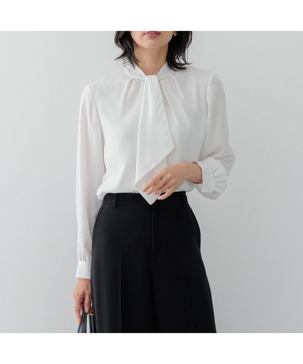 【23区/NIJYUSANKU】の【吸水速乾/UVケア/防シワ性】バックサテンアムンゼン ボウタイ付き 2WAY ブラウス 人気、トレンドファッション・服の通販 founy(ファニー) ファッション Fashion レディースファッション Fashion for Women トップス・カットソー Cut & Sew Tops シャツ・ブラウス・オフィスカジュアル Elegant Blouses & Button-Ups 春 Spring 吸水 Absorbent, Quick-Dry ジャケット Jacket, Outerwear スタンド Stand Collar, Upright Stand フリル Frill, Ruffle フロント Front, Front Design ボトム Bottoms, Lower Wear S/S・春夏 SS, Spring/Summer, Warm Season 夏 Summer エレガント 上品 Elegant セレモニー Ceremony other-1|ID: prp329100004471072 ipo3291000000033712199