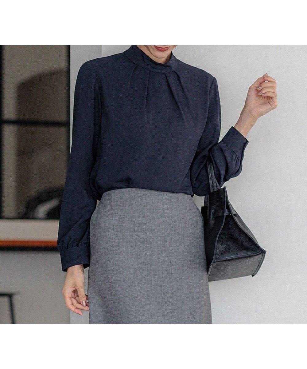 【23区/NIJYUSANKU】の【吸水速乾/UVケア/防シワ性】バックサテンアムンゼン ボウタイ付き 2WAY ブラウス インテリア・キッズ・メンズ・レディースファッション・服の通販 founy(ファニー) ファッション Fashion レディースファッション Fashion for Women トップス・カットソー Cut & Sew Tops シャツ・ブラウス・オフィスカジュアル Elegant Blouses & Button-Ups 春 Spring 吸水 Absorbent, Quick-Dry ジャケット Jacket, Outerwear スタンド Stand Collar, Upright Stand フリル Frill, Ruffle フロント Front, Front Design ボトム Bottoms, Lower Wear S/S・春夏 SS, Spring/Summer, Warm Season 夏 Summer エレガント 上品 Elegant セレモニー Ceremony ネイビー系|ID: prp329100004471072 ipo3291000000033712201