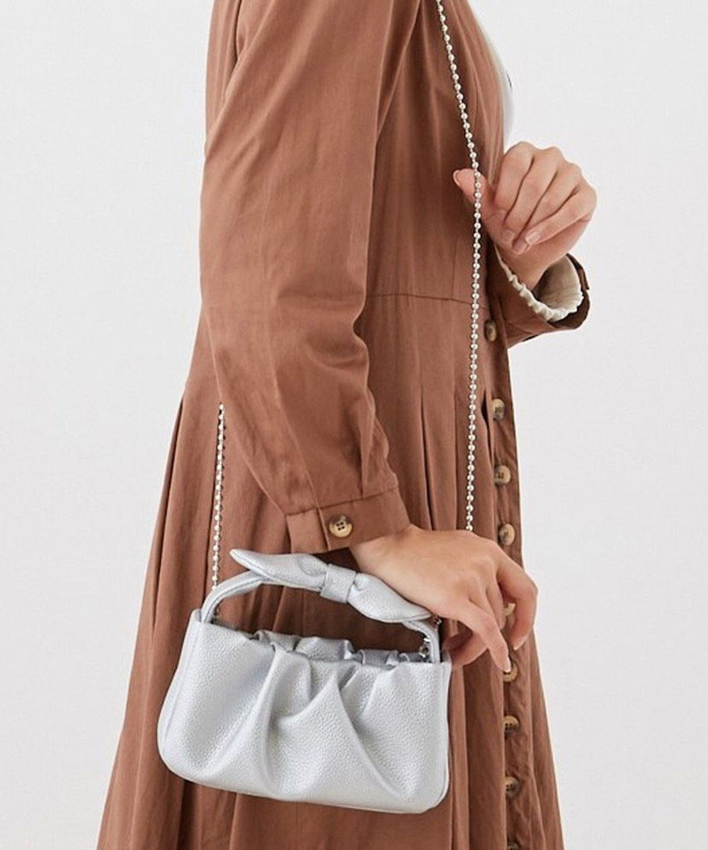 【ルートート/ROOTOTE】の6467【直営店限定 ミニショルダー】LT.ベビールー.リボンノット-A インテリア・キッズ・メンズ・レディースファッション・服の通販 founy(ファニー) 　ファッション　Fashion　レディースファッション　WOMEN　アクセサリー　Accessories　カメラ　Camera　ショルダー　Shoulder　スマホ　Smartphone　ネックレス　Necklace　フェイクレザー　Faux Leather　ベビー　Baby　ポケット　Pocket　モチーフ　Motif　リップ　Lip　リボン　Ribbon　エレガント 上品　Elegant　ギフト プレゼント　Gift Present　02:シルバー|ID: prp329100004471801 ipo3291000000031951703