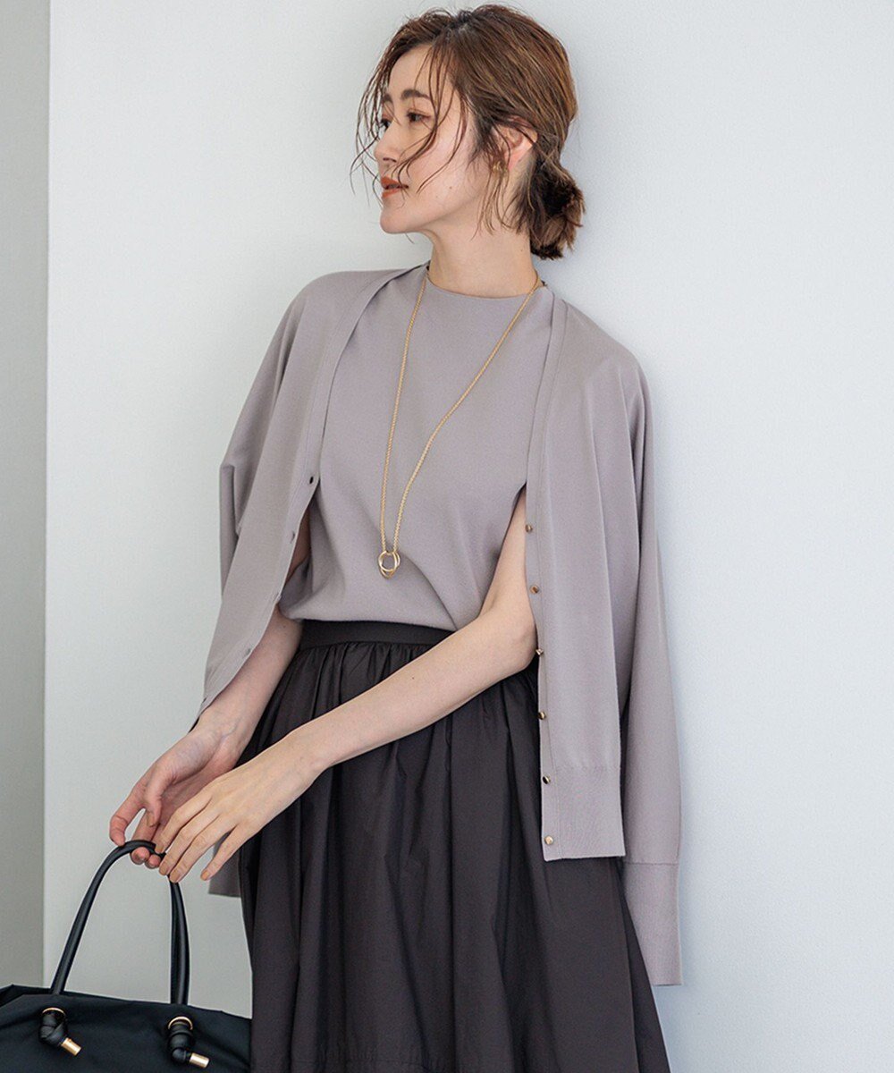 【23区/NIJYUSANKU】の【洗える】ヴィスコースストレッチ ドルマンスリーブ カーディガン インテリア・キッズ・メンズ・レディースファッション・服の通販 founy(ファニー) 　ファッション　Fashion　レディースファッション　Fashion for Women　トップス・カットソー　Cut & Sew Tops　カーディガン・羽織り　Layered Style Cardigans　洗える　Machine Washable　カーディガン　Cardigan, Knitwear　ストレッチ　Stretch, Stretchy Fabric　スリット　Slit, Slit Detail　人気　Popular, Best Seller　ワイド　Wide, Wide Fit　A/W・秋冬　Autumn/Winter　おすすめ　Recommended / Our Picks　2024年　2024　2024-2025秋冬・A/W　Autumn/Winter 2024–25 AW24–25　ライトグレー系|ID: prp329100004471864 ipo3291000000034664553