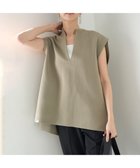 【アンフィーロ 自由区/UNFILO】のフォルムニットジレ カーキ|ID: prp329100004471871 ipo3291000000035697490