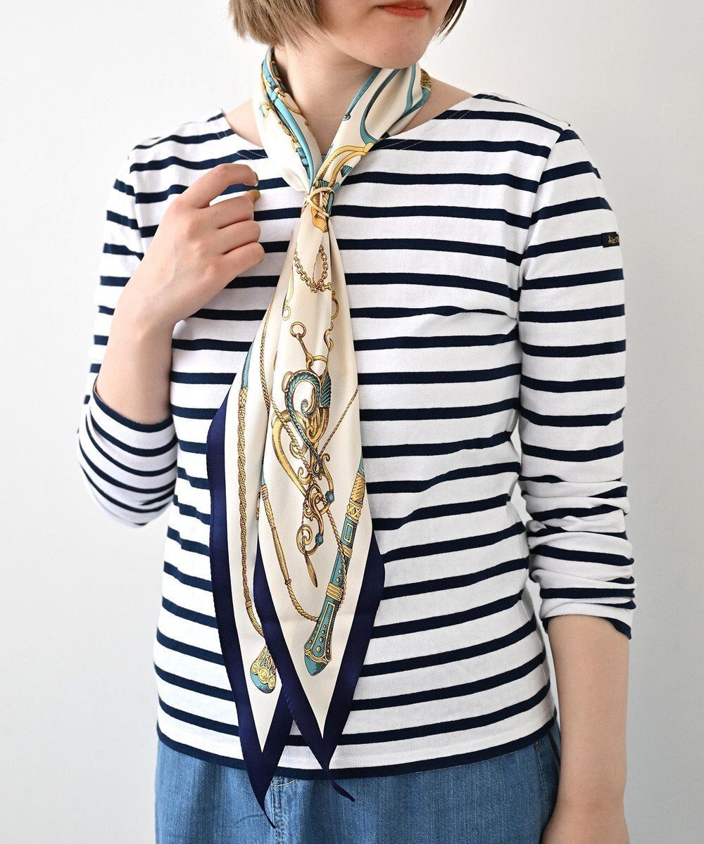 【マルカオリジナル/Marca originals】の【 Marcaオリジナル】馬具と鞭 菱形スカーフ シルクツイル インテリア・キッズ・メンズ・レディースファッション・服の通販 founy(ファニー) 　ファッション　Fashion　レディースファッション　WOMEN　シルク　Silk　スカーフ　Scarf　ストール　Stall　ドレープ　Drape　ハンカチ　Handkerchief　バンダナ　Bandana　プリント　Print　モチーフ　Motif　エメ×ネイビー|ID: prp329100004472230 ipo3291000000031835154