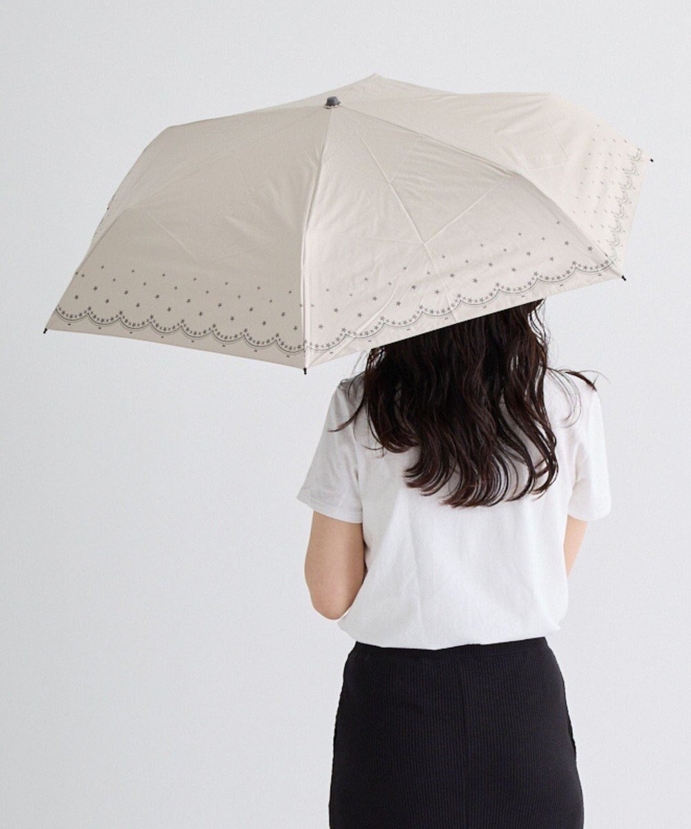【ムーンバット/MOONBAT】の晴雨兼用日傘 折りたたみ傘 スカラ刺繍柄/遮光 遮熱 UV インテリア・キッズ・メンズ・レディースファッション・服の通販 founy(ファニー) 　ファッション　Fashion　レディースファッション　WOMEN　傘 / レイングッズ　Umbrellas/Rainwear　ビジネス 仕事 通勤　Business　傘　Umbrella　日傘　Parasol　ベージュ|ID: prp329100004473513 ipo3291000000032211424