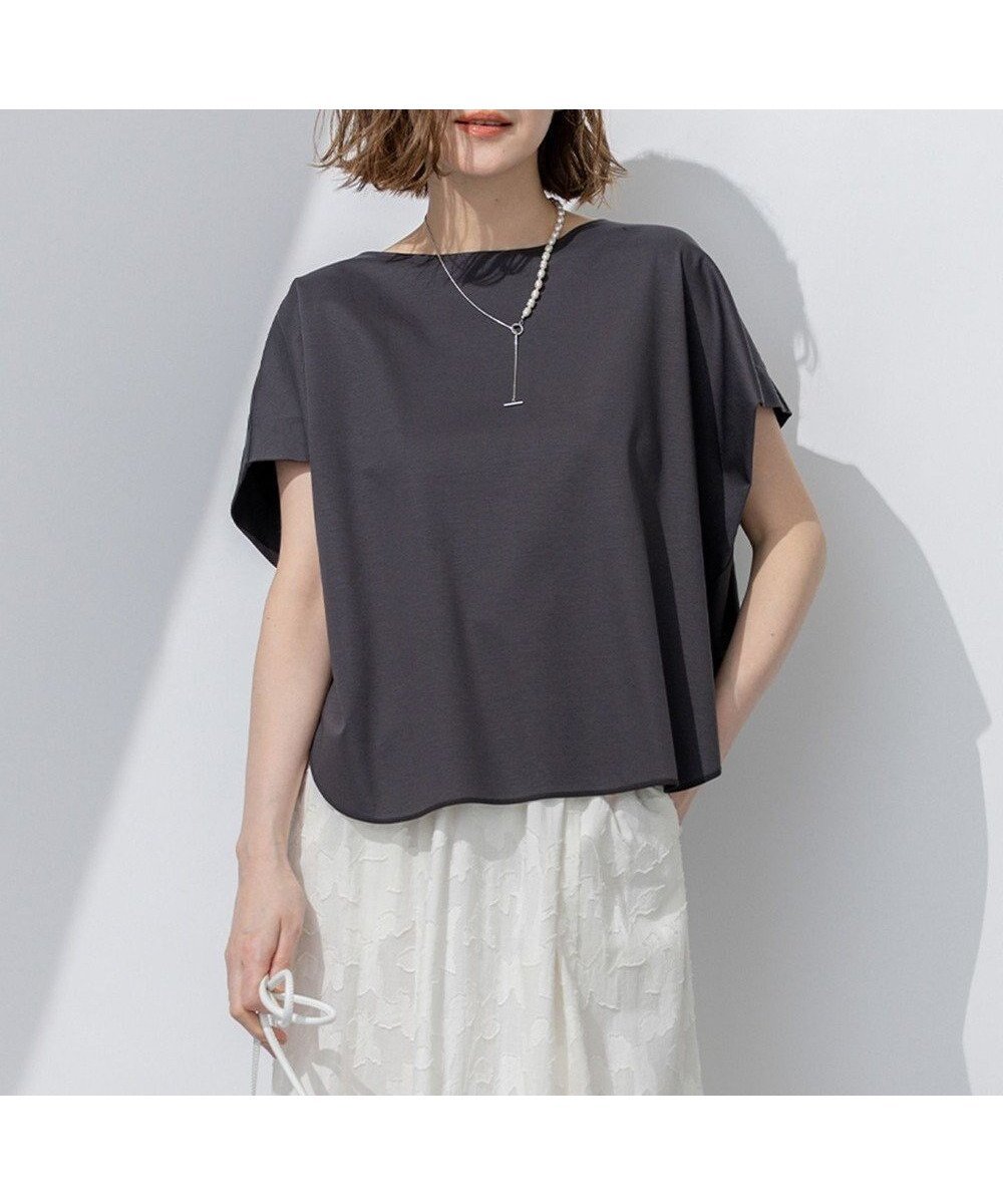 【23区/NIJYUSANKU】の【汗じみ防止/洗える】スムースデザイン フレンチスリーブ Tシャツ インテリア・キッズ・メンズ・レディースファッション・服の通販 founy(ファニー) 　ファッション　Fashion　レディースファッション　Fashion for Women　トップス・カットソー　Cut & Sew Tops　シャツ・ブラウス・オフィスカジュアル　Elegant Blouses & Button-Ups　ロングTシャツ・Tシャツ　Longline T-Shirts & Tees　カットソー・ベーシックTシャツ　Cut-and-Sewn Tops / Stretch Tees & Basics　オレンジ　Orange　春　Spring　洗える　Machine Washable　カットソー　Cut and Sewn Top　吸水　Absorbent, Quick-Dry　シンプル　Simple, Minimal　スリット　Slit, Slit Detail　スリーブ　Sleeve, Long Sleeve / Short Sleeve　トリミング　Trimming, Decorative Edge　バランス　Balance, Style Balance　フォルム　Silhouette, Form　フレア　Flare, Flared　フレンチ　French, French Style　S/S・春夏　SS, Spring/Summer, Warm Season　夏　Summer　2025年　2025　2025春夏・S/S　Spring/Summer 2025 SS25　グレー系|ID: prp329100004473846 ipo3291000000033112741