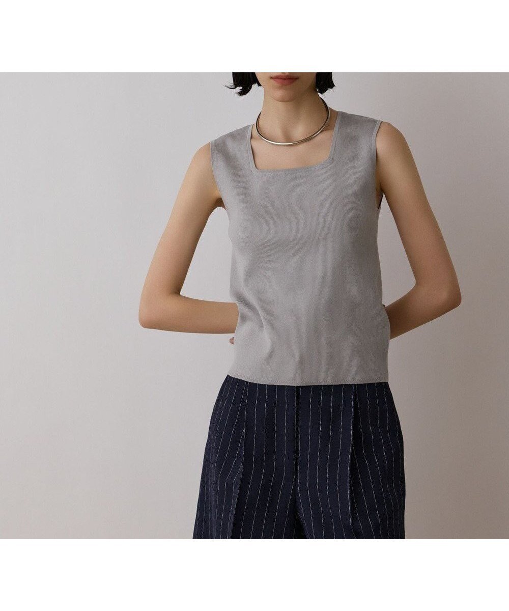 【グレース コンチネンタル/GRACE CONTINENTAL】のブライトニットノースリーブ インテリア・キッズ・メンズ・レディースファッション・服の通販 founy(ファニー) 　ファッション　Fashion　レディースファッション　WOMEN　トップス・カットソー　Tops/Tshirt　ニット　Knit Tops　キャミソール / ノースリーブ　No Sleeves　インナー　Inner　ジャケット　Jacket　スクエア　Square　ベーシック　Basic　夏　Summer　春　Spring　S/S・春夏　Ss・Spring/Summer　グレー|ID: prp329100004473904 ipo3291000000031834799