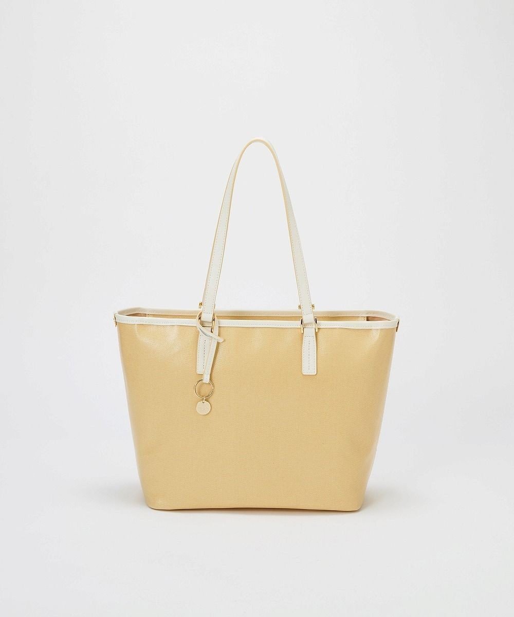【トプカピ/TOPKAPI】の【TREASURE TOPKAPI】PVCコート キャンバス トートバッグ / A4対応 / 撥水 インテリア・キッズ・メンズ・レディースファッション・服の通販 founy(ファニー) 　ファッション　Fashion　レディースファッション　Ladies' Fashion Online　アウター　Coat Outerwear　コート　Coats　おすすめ　Recommend　キャンバス　Canvas　チャーム　Charm　パイピング　Piping　ビジネス 仕事 通勤　Business　ベージュ|ID: prp329100004473958 ipo3291000000032589521