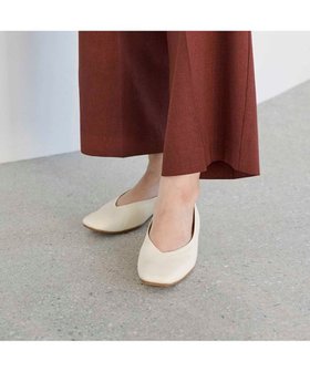 【モード エ ジャコモ/MODE ET JACOMO】のMODE ET JACOMO スクエアトゥフラットパンプス 人気、トレンドファッション・服の通販 founy(ファニー) ファッション Fashion レディースファッション WOMEN クール Cool 軽量 Lightweight シューズ Shoes シルバー Silver シンプル Simple リラックス Relax 再入荷 Restock/Back In Stock/Re Arrival ビジネス 仕事 通勤 Business |ID:prp329100004476114