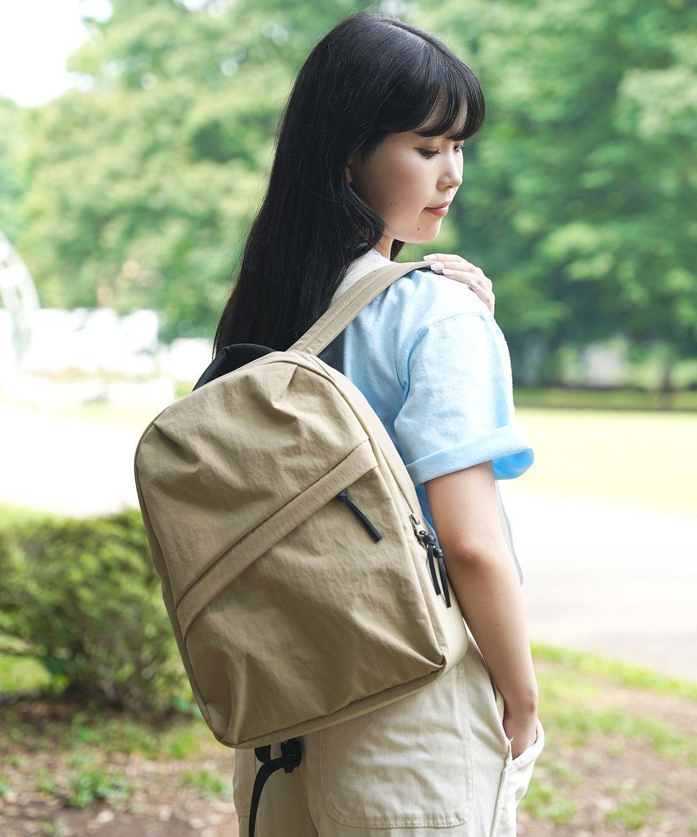 【ニジュウ カノウ/NIZYU KANO】のLIGHT NYLONリュック Sサイズ 人気、トレンドファッション・服の通販 founy(ファニー) 　ファッション　Fashion　レディースファッション　Fashion for Women　バッグ　Bags　コンパクト　Compact, Small Size　傘　Umbrella, Parasol　軽量　Lightweight, Ultra Light　ショルダー　Shoulder, Shoulder Strap　シンプル　Simple, Minimal　スマート　Smart, Elegant　バランス　Balance, Style Balance　ポケット　Pocket, Pocket Detail　メタル　Metal, Metal Parts　メッシュ　Mesh, Net Fabric　リュック　Backpack, Rucksack　旅行　Travel　ビジネス 仕事 通勤　Business / Work / Commuting　 other-1|ID: prp329100004477289 ipo3291000000036062208