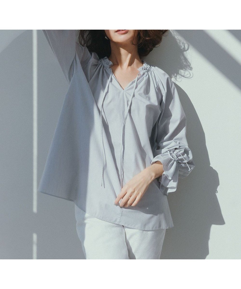 【アンフィーロ 自由区/UNFILO】の2WAYギャザーブラウス 人気、トレンドファッション・服の通販 founy(ファニー) ファッション Fashion レディースファッション Fashion for Women トップス・カットソー Cut & Sew Tops シャツ・ブラウス・オフィスカジュアル Elegant Blouses & Button-Ups インナー Innerwear 春 Spring 洗える Machine Washable ギャザー Gathered, Ruffled 吸水 Absorbent, Quick-Dry スウェット / スエット Sweatshirt, Sweatwear ドレープ Drape, Draping Fabric ハイネック High Neck, Mock Neck フリル Frill, Ruffle 羽織 Haori, Light Jacket リボン Ribbon, Bow S/S・春夏 SS, Spring/Summer, Warm Season おすすめ Recommended / Our Picks 夏 Summer other-1|ID: prp329100004479172 ipo3291000000036533440