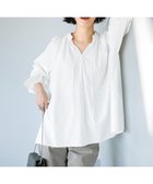 【アンフィーロ 自由区/UNFILO】の2WAYギャザーブラウス 人気、トレンドファッション・服の通販 founy(ファニー) ファッション Fashion レディースファッション Fashion for Women トップス・カットソー Cut & Sew Tops シャツ・ブラウス・オフィスカジュアル Elegant Blouses & Button-Ups インナー Innerwear 春 Spring 洗える Machine Washable ギャザー Gathered, Ruffled 吸水 Absorbent, Quick-Dry スウェット / スエット Sweatshirt, Sweatwear ドレープ Drape, Draping Fabric ハイネック High Neck, Mock Neck フリル Frill, Ruffle 羽織 Haori, Light Jacket リボン Ribbon, Bow S/S・春夏 SS, Spring/Summer, Warm Season おすすめ Recommended / Our Picks 夏 Summer thumbnail ホワイト|ID: prp329100004479172 ipo3291000000036533447