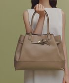 【トプカピ/TOPKAPI】の【TREASURE TOPKAPI】シュリンクレザー ベルトデザインA4トートバッグ グレージュ|ID: prp329100004479852 ipo3291000000034398279