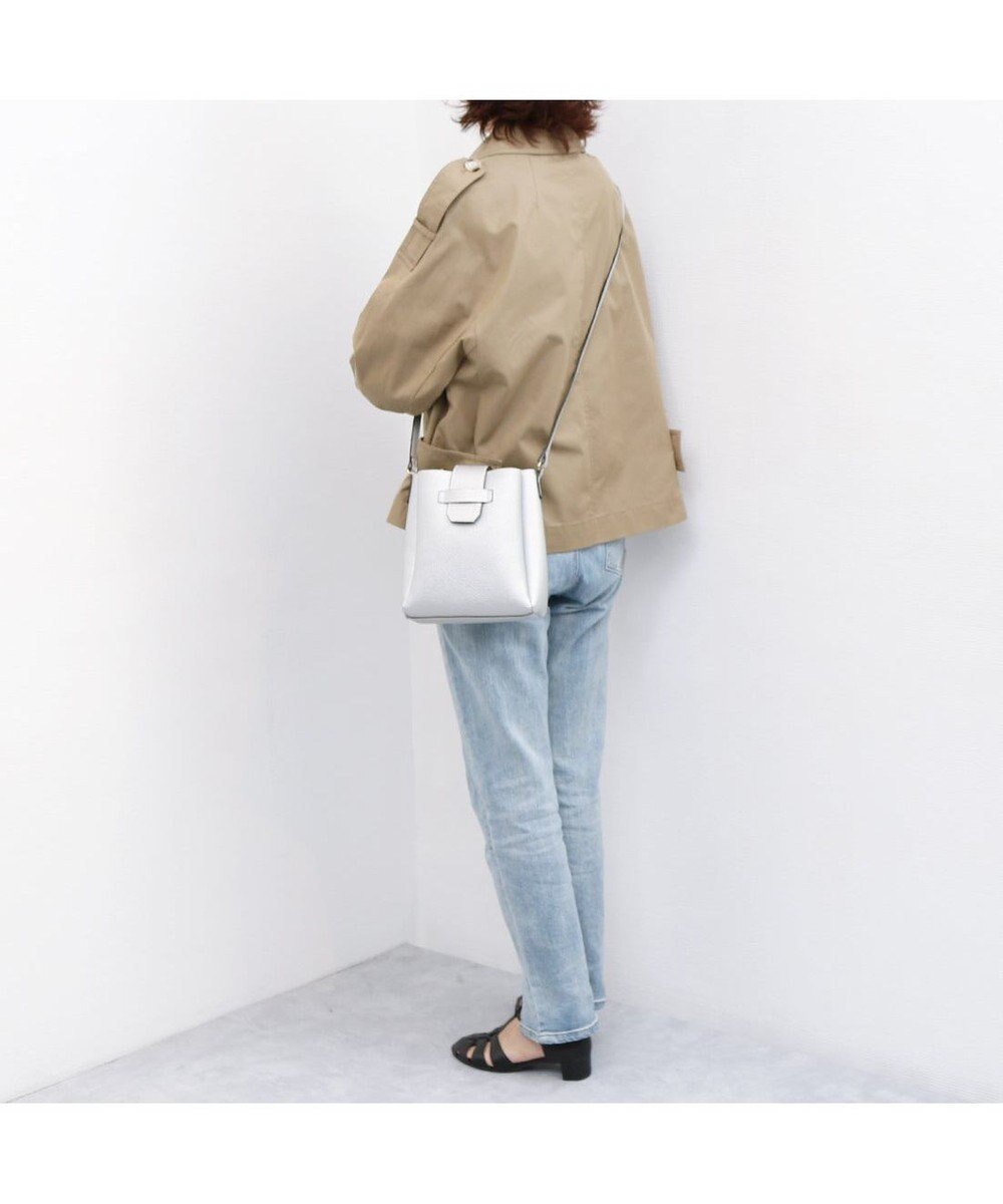 【アンビリオン/UNBILLION】の【テレビ ドラマ着用アイテム】カシュカシュ cachecache / 3つ口縦型ショルダーバッグ インテリア・キッズ・メンズ・レディースファッション・服の通販 founy(ファニー) ファッション Fashion レディースファッション Fashion for Women バッグ Bags カラフル Colorful Design ショルダー Shoulder, Shoulder Strap シンプル Simple, Minimal 財布 Wallet, Purse ハンカチ Handkerchief, Hanky ハンド Hand, Handmade ポケット Pocket, Pocket Detail マグネット Magnet, Magnetic Closure ミックス Mix, Mixed Style モチーフ Motif, Design Theme 再入荷 Restock / Back in Stock おすすめ Recommended / Our Picks 旅行 Travel シルバー|ID: prp329100004480964 ipo3291000000035516824