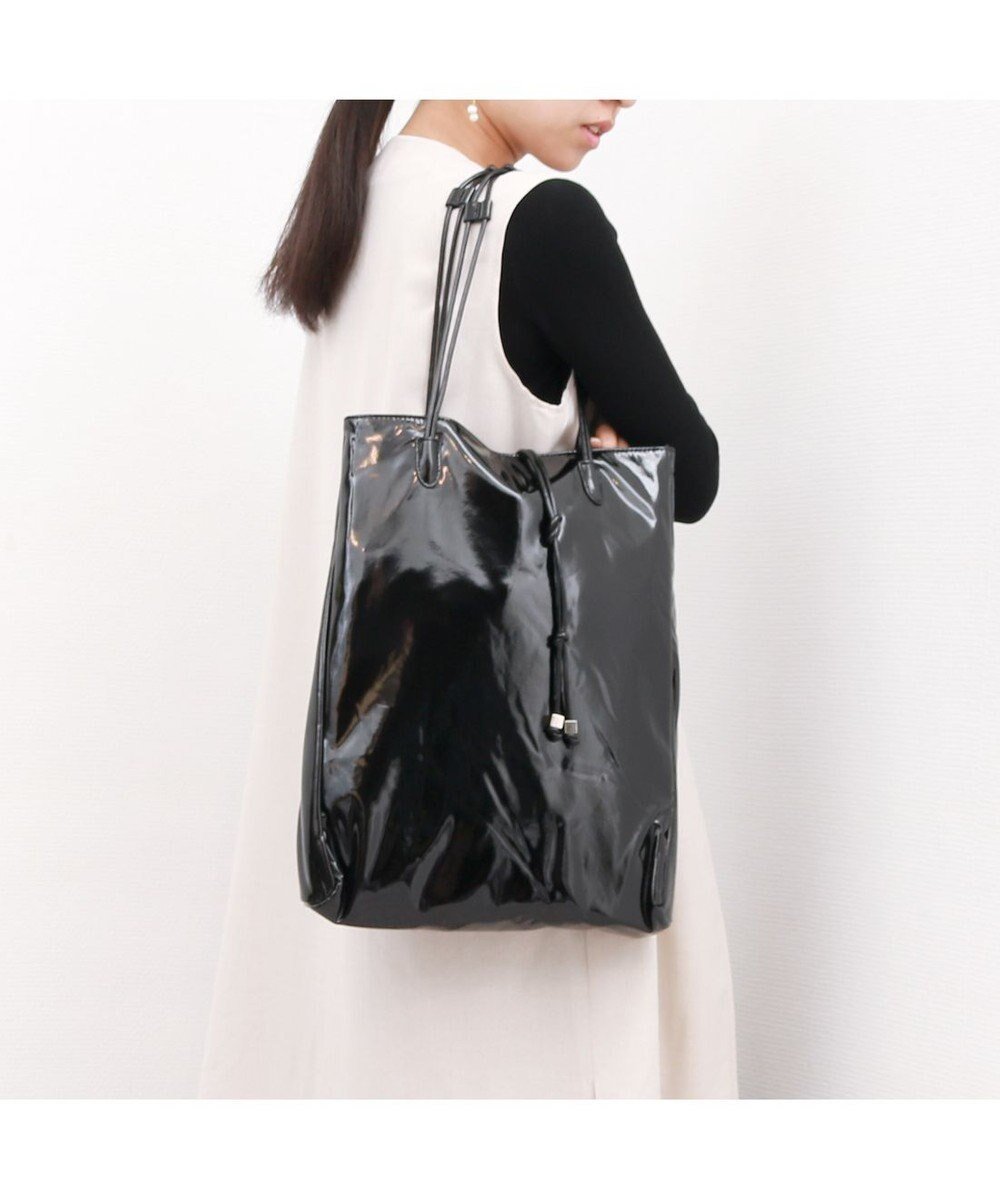 【アンビリオン/UNBILLION】のカシュカシュ cachecache / エナメル調結びハンドルA4サイズトート 人気、トレンドファッション・服の通販 founy(ファニー) 　ファッション　Fashion　レディースファッション　WOMEN　バッグ　Bag　エナメル　Enamel　カラフル　Colorful　4月号　April Issue　雑誌　Magazine　ハンド　Hand　ポケット　Pocket　ミックス　Mix　モチーフ　Motif　ラップ　Wrap　再入荷　Restock/Back In Stock/Re Arrival　ビジネス 仕事 通勤　Business　 other-1|ID: prp329100004481126 ipo3291000000031951618