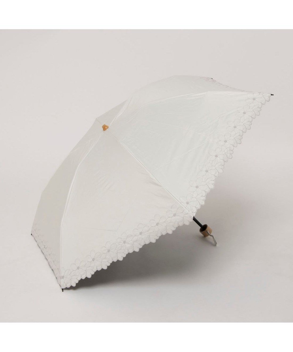 【アンビリオン/UNBILLION】のカシュネ cachenez / 【晴雨兼用】【日傘】UV カット率99%以上 PU軽量フラワー刺繍ミニ折りたたみ傘 インテリア・キッズ・メンズ・レディースファッション・服の通販 founy(ファニー) 　ファッション　Fashion　レディースファッション　WOMEN　傘 / レイングッズ　Umbrellas/Rainwear　アクセサリー　Accessories　コンパクト　Compact　傘　Umbrella　軽量　Lightweight　スカーフ　Scarf　ハンド　Hand　フェミニン　Feminine　フラワー　Flower　帽子　Hat　日傘　Parasol　モチーフ　Motif　再入荷　Restock/Back In Stock/Re Arrival　ホワイト|ID: prp329100004481314 ipo3291000000032264654