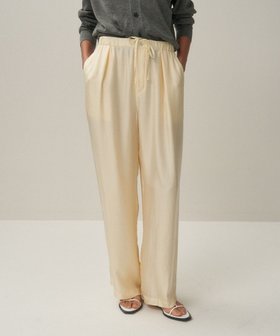 【エイトン/ATON】のNATURAL DYED SILK TWILL イージーワイドパンツ 人気、トレンドファッション・服の通販 founy(ファニー) ファッション Fashion レディースファッション WOMEN パンツ Pants 春 Spring シルク Silk ストレート Straight ワイド Wide S/S・春夏 Ss・Spring/Summer 再入荷 Restock/Back In Stock/Re Arrival 夏 Summer |ID:prp329100004481370