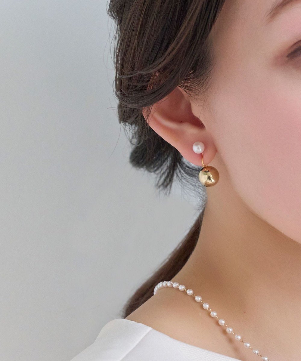 【フィービィー/phoebe】のバックモチーフイヤリング パール×メタル 人気、トレンドファッション・服の通販 founy(ファニー) 　ファッション　Fashion　レディースファッション　WOMEN　バッグ　Bag　ジュエリー　Jewelry　リング　Rings　イヤリング　Earrings　アクセサリー　Accessories　イヤリング　Earrings　パール　Pearl　メタル　Metal　エレガント 上品　Elegant　 other-1|ID: prp329100004481401 ipo3291000000031833326